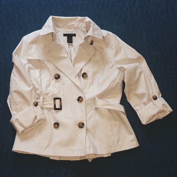 Classic Spring Jacket - Picture 2 of 3